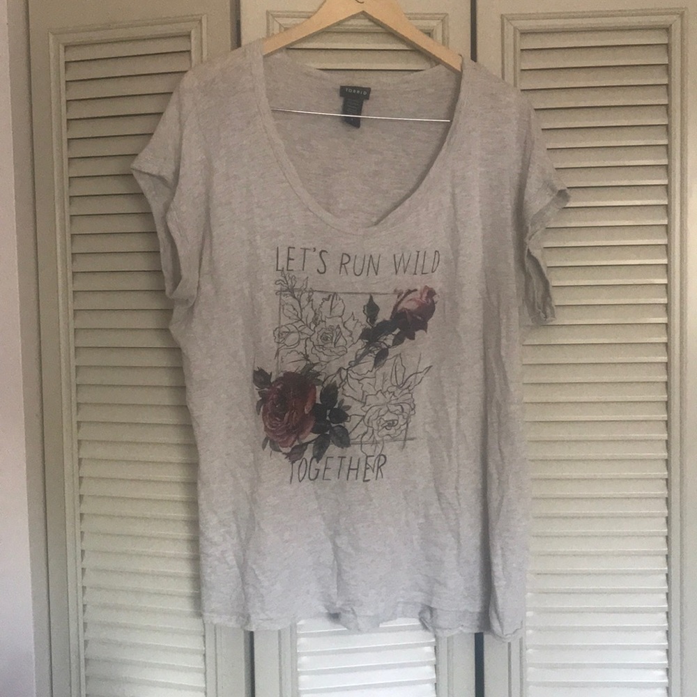 ❗️torrid graphic tshirt